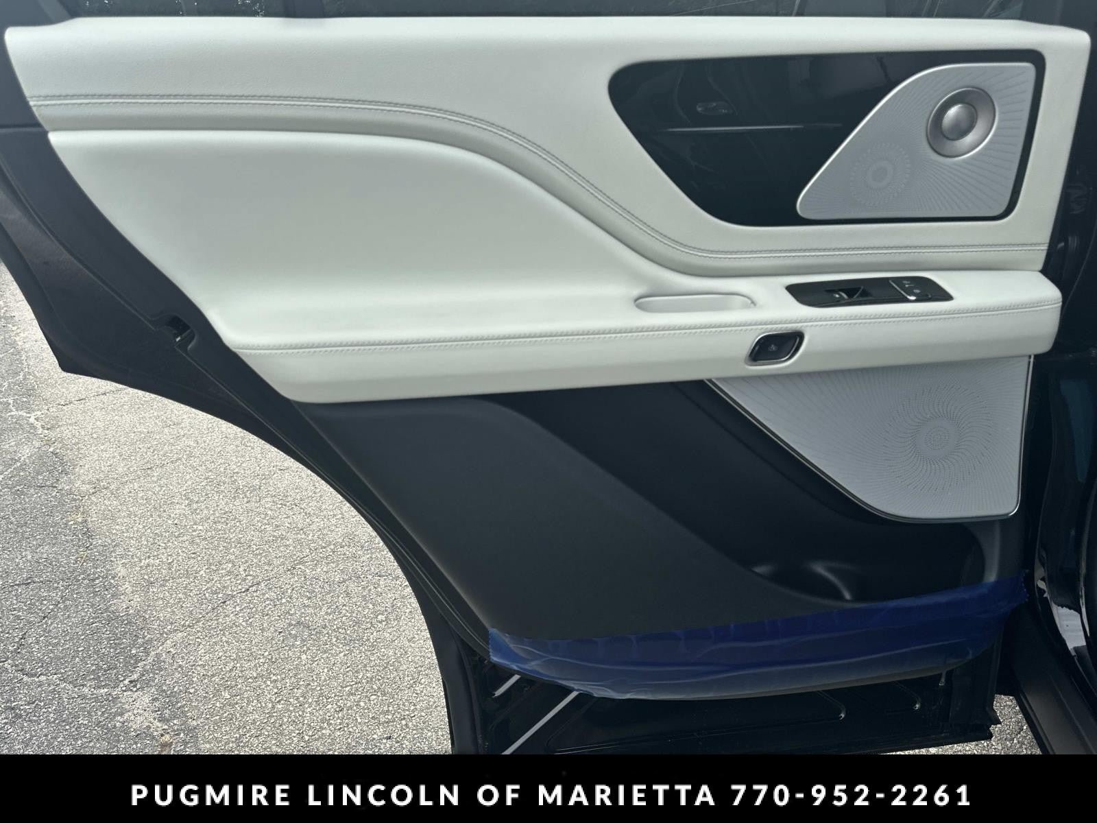 New 2026 Lincoln Aviator Black Label w/ Dynamic Handling Package AWD/4WD image 22