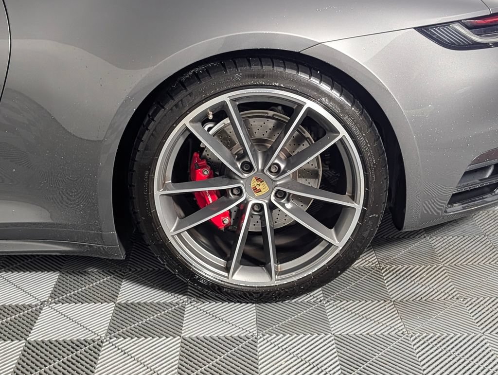 Certified 2020 Porsche 911 Carrera 4S AWD/4WD image 12