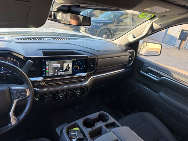 Used 2025 Chevrolet Silverado 1500 LT AWD/4WD image 17