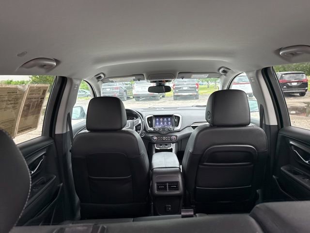 Used 2023 GMC Terrain SLT w/ LPO, Floor Liner Package FWD image 19