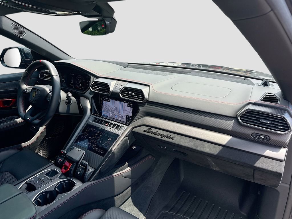 Used 2024 Lamborghini Urus Performante image 32