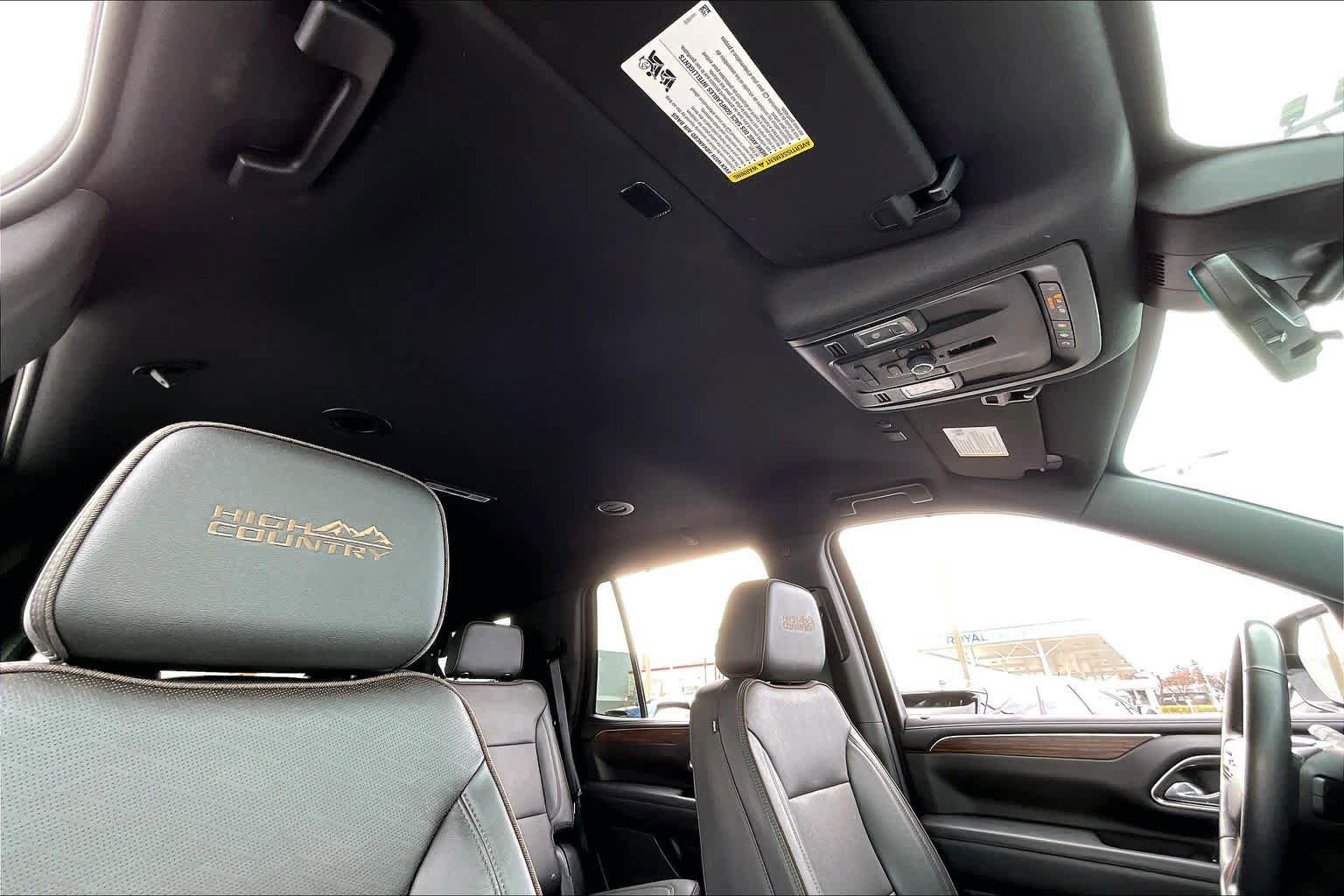 Used 2023 Chevrolet Tahoe High Country image 14