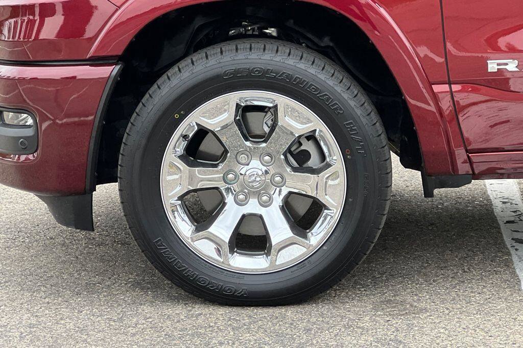 Used 2025 RAM 1500 Big Horn image 24