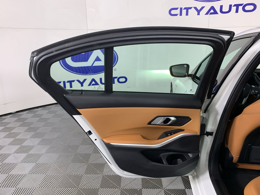 Used 2023 BMW 330e xDrive w/ Driving Assistance Package image 31