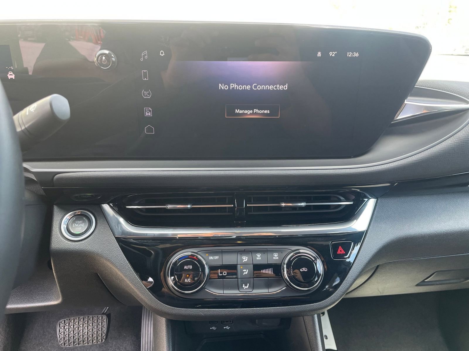 Used 2025 Buick Envista Sport Touring image 17