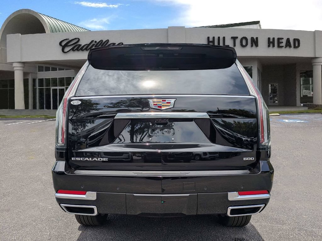 Used 2026 Cadillac Escalade Luxury AWD/4WD image 5