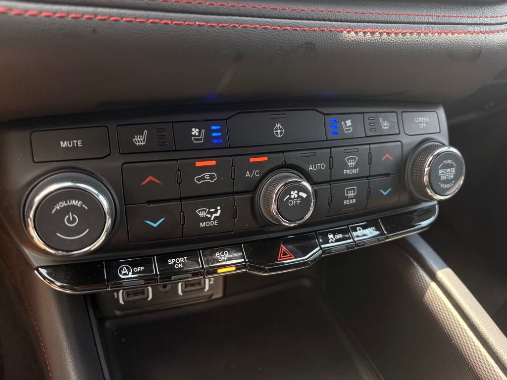 Used 2023 Dodge Durango GT RWD image 18