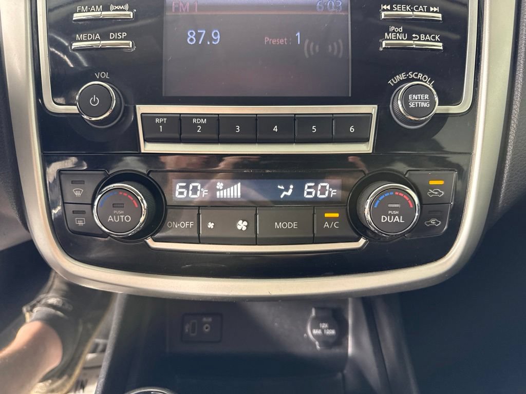 Used 2018 Nissan Altima 2.5 SL FWD image 19