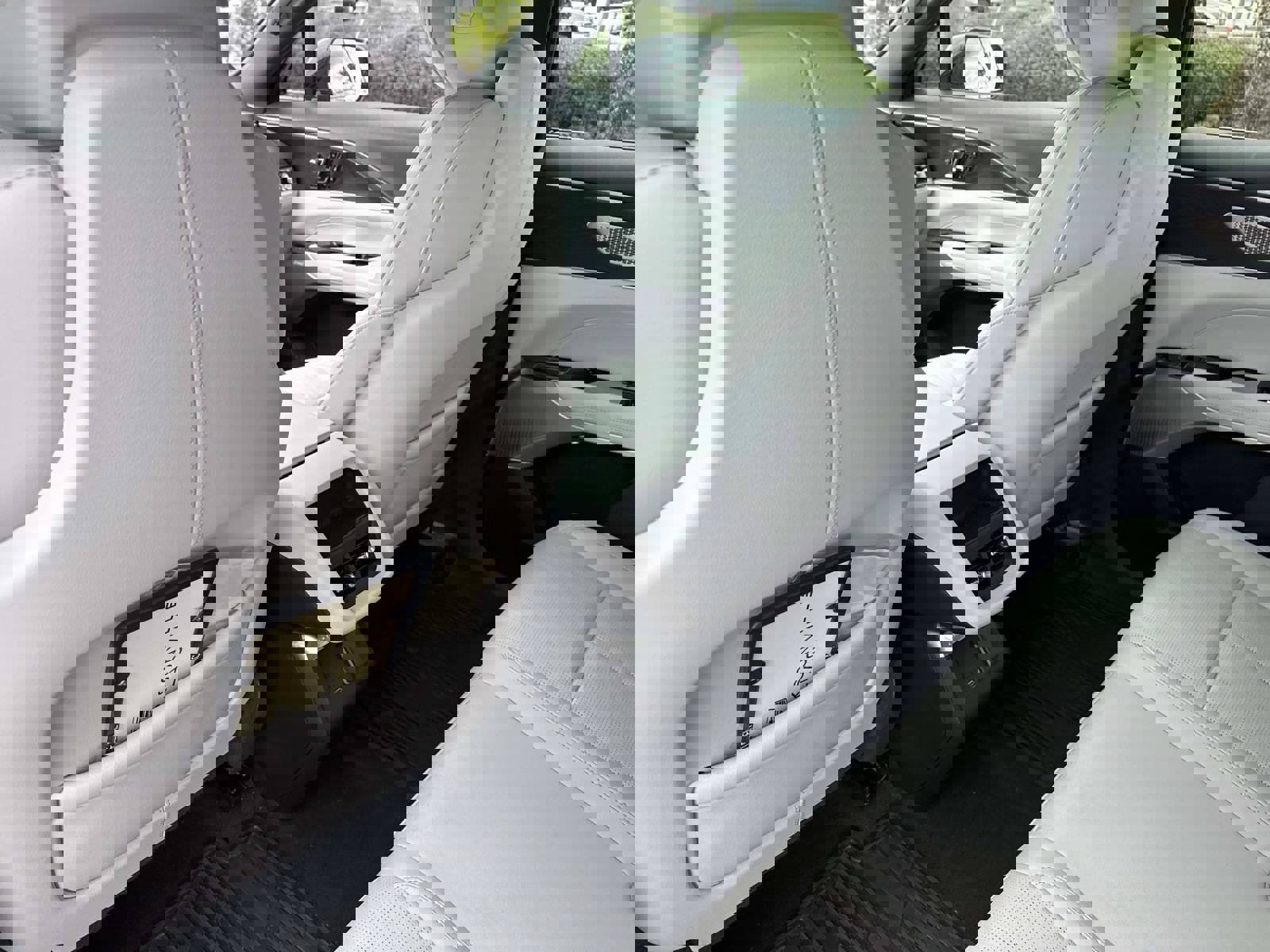 New 2025 Cadillac Lyriq Sport image 12