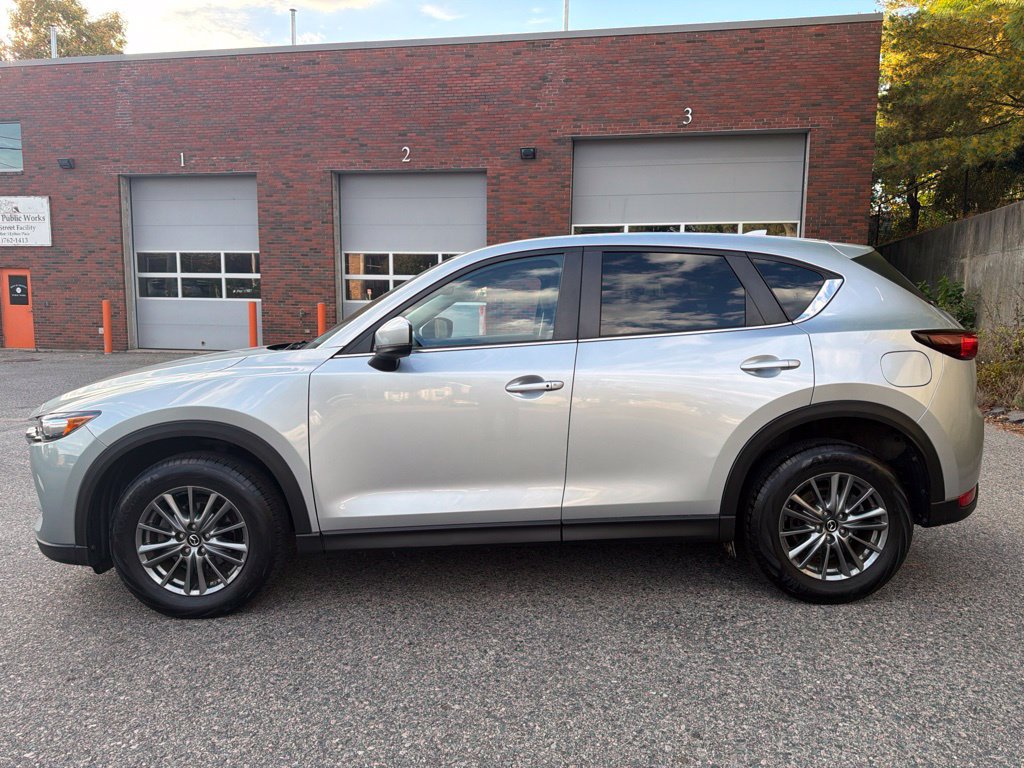 Used 2017 MAZDA CX-5 Touring w/ I-ACTIVSENSE Package AWD/4WD image 3