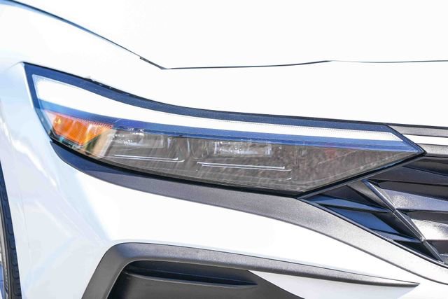 Certified 2025 Hyundai Elantra Sport FWD image 4