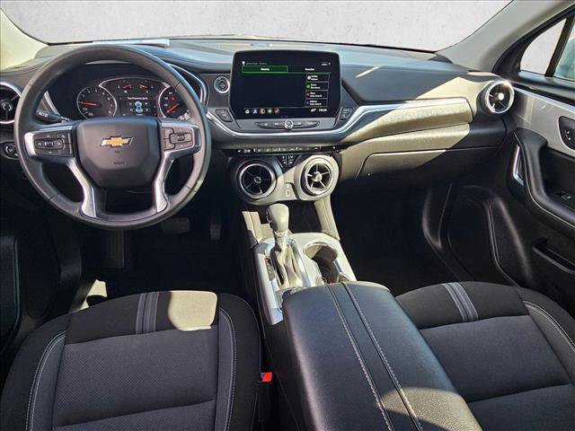 Used 2025 Chevrolet Blazer LT image 15