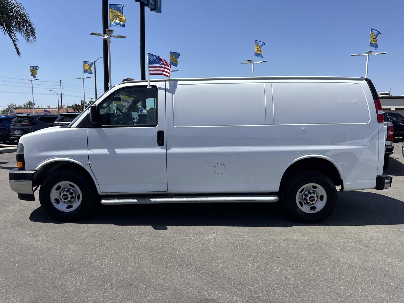 Used 2021 GMC Savana 2500 w/ Driver Convenience Package RWD image 8