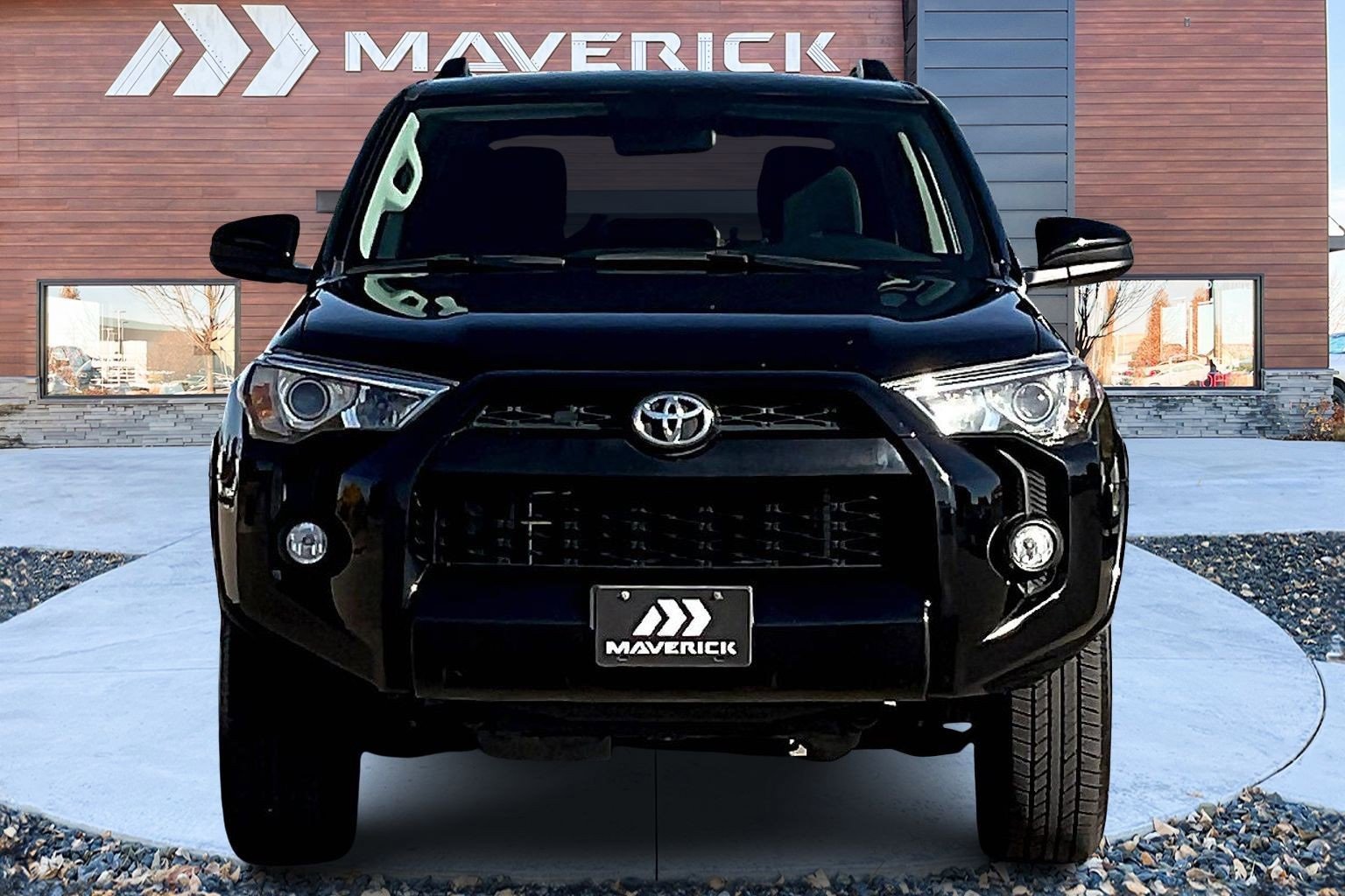 Used 2019 Toyota 4Runner SR5 image 2