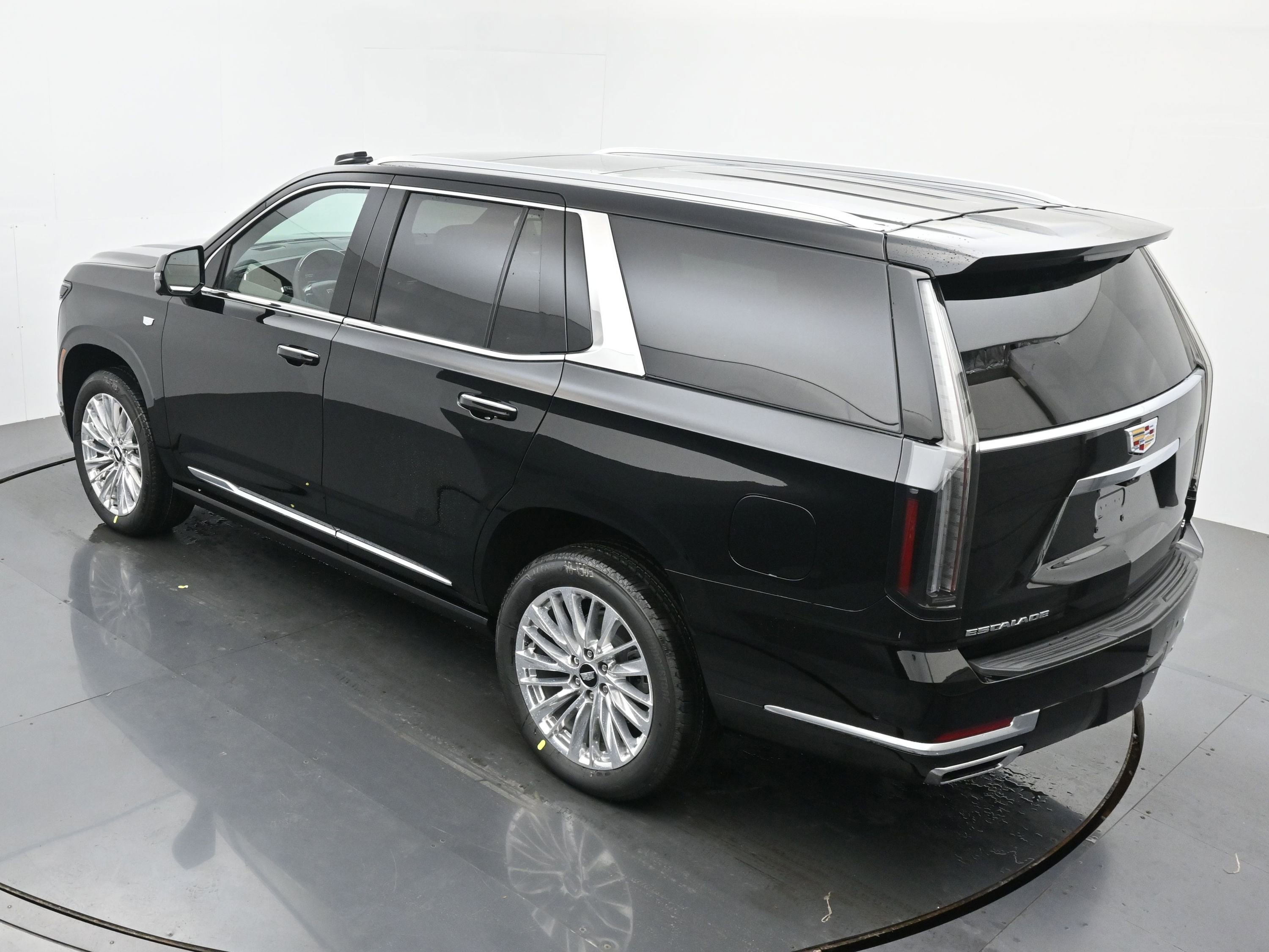 New 2026 Cadillac Escalade Luxury w/ Touring Package AWD/4WD image 25