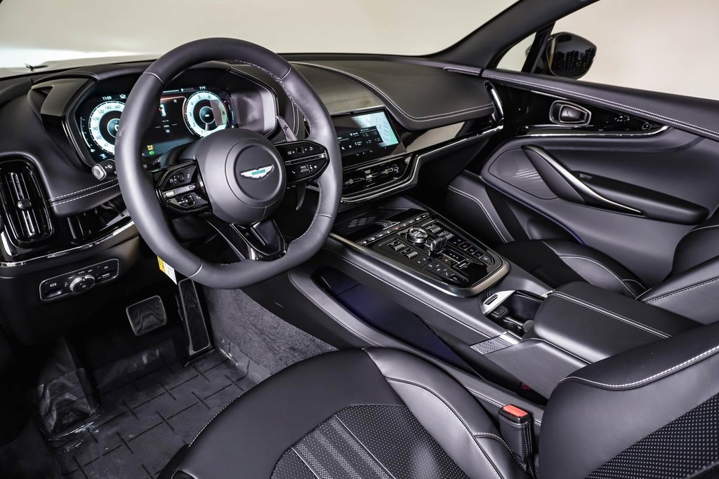 New 2025 Aston Martin DBX 707 image 20