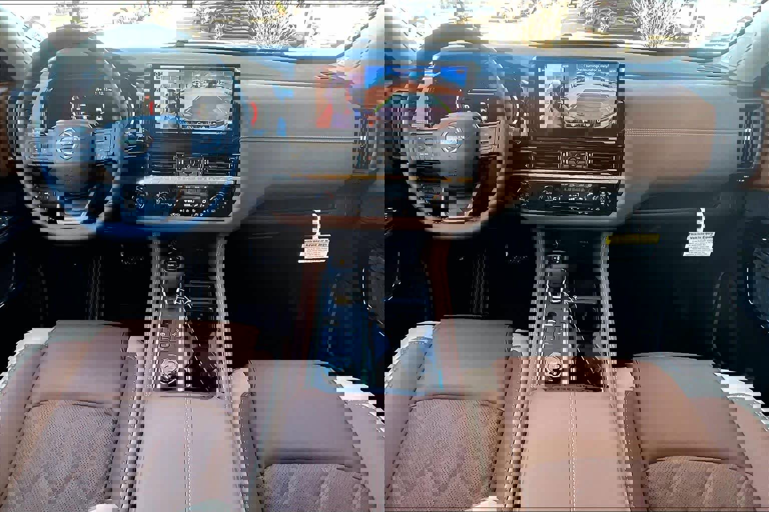 New 2026 Nissan Pathfinder Platinum image 5