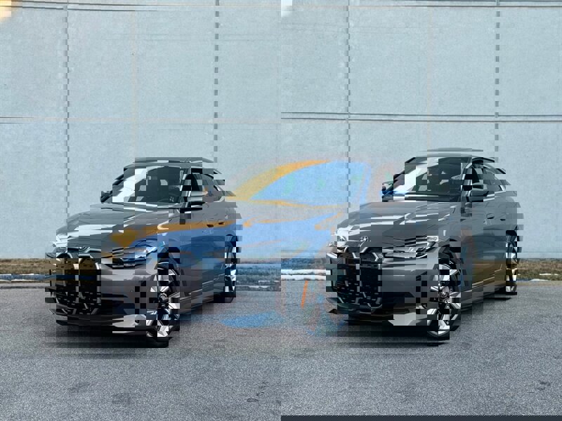 Used 2022 BMW i4 eDrive40 w/ Premium Package image 36