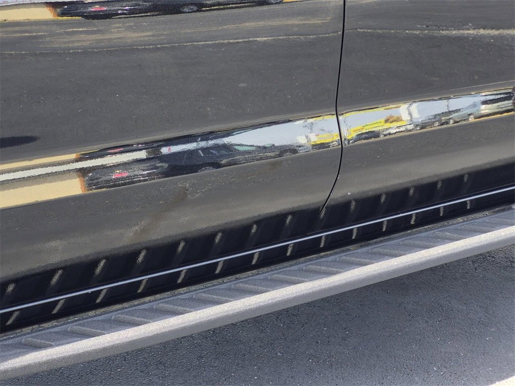 Used 2022 Chevrolet Silverado 1500 ZR2 w/ Technology Package image 10