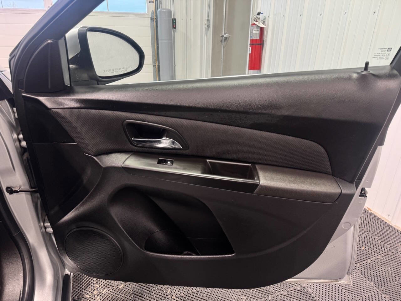 Used 2013 Chevrolet Cruze LT image 14