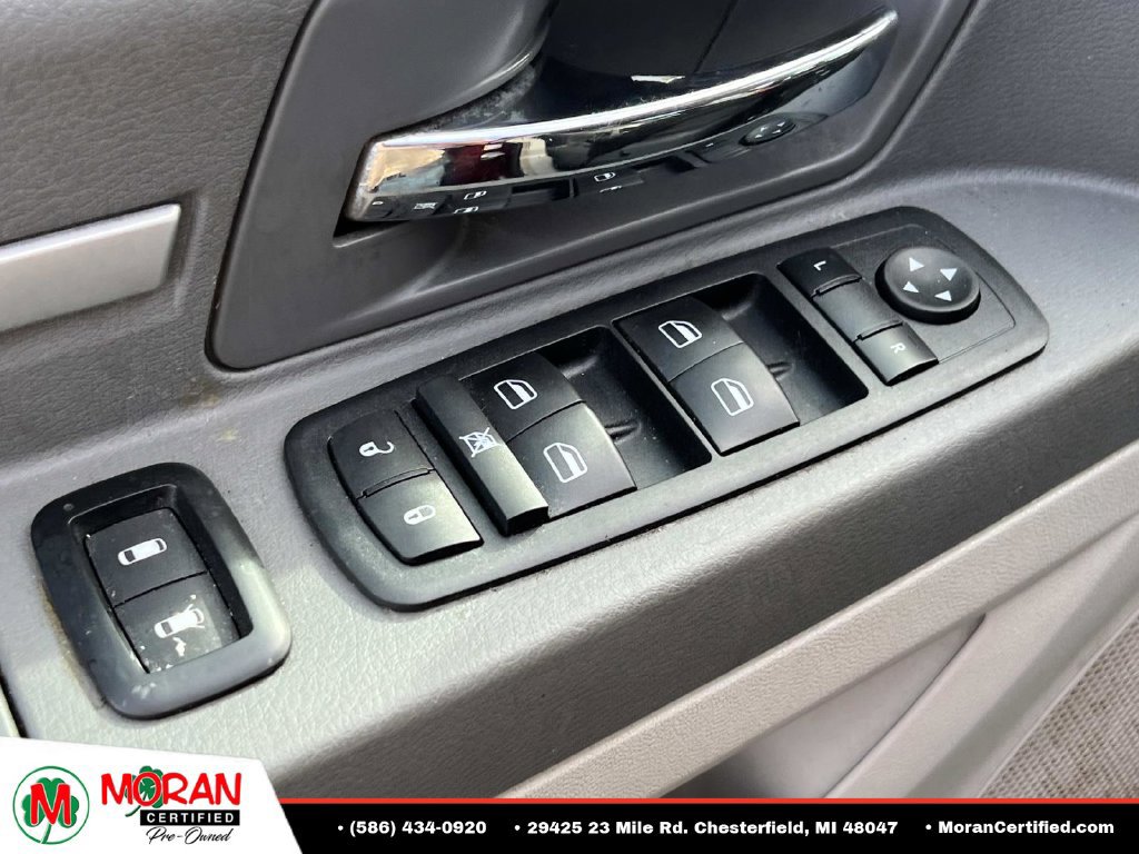 Used 2009 Dodge Grand Caravan SXT FWD image 6
