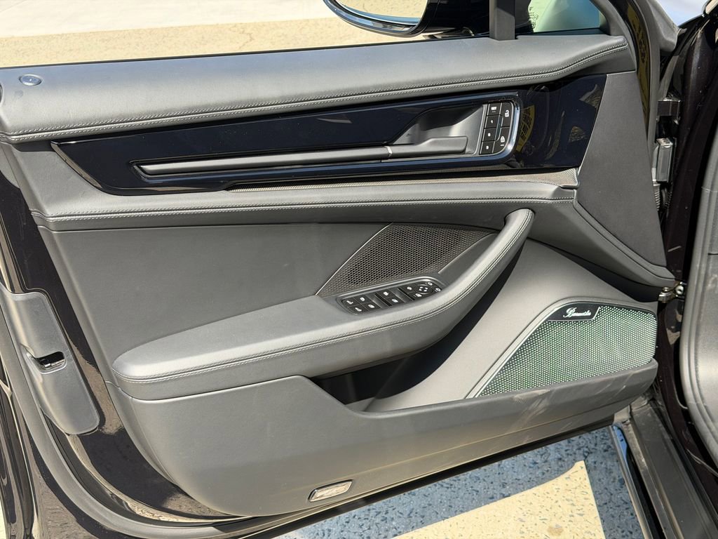 Used 2026 Porsche Panamera GTS image 12