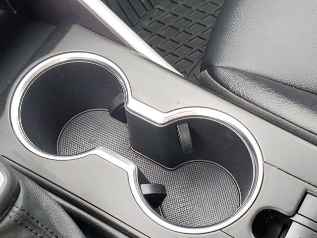 Used 2022 Toyota Highlander XLE image 18