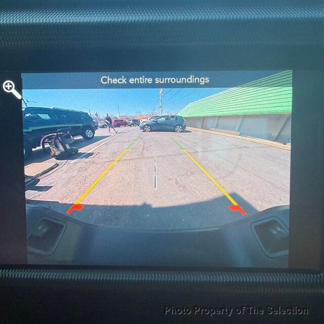 Used 2022 Jeep Gladiator Sport image 43