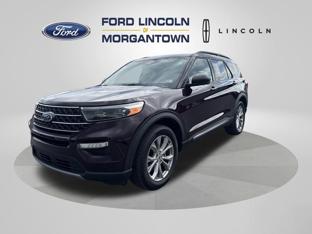 Used 2023 Ford Explorer XLT w/ Equipment Group 202A image 2