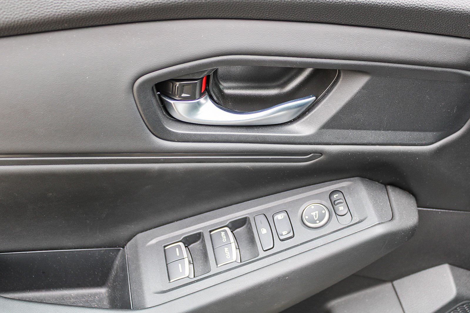 Certified 2024 Honda Accord EX image 22