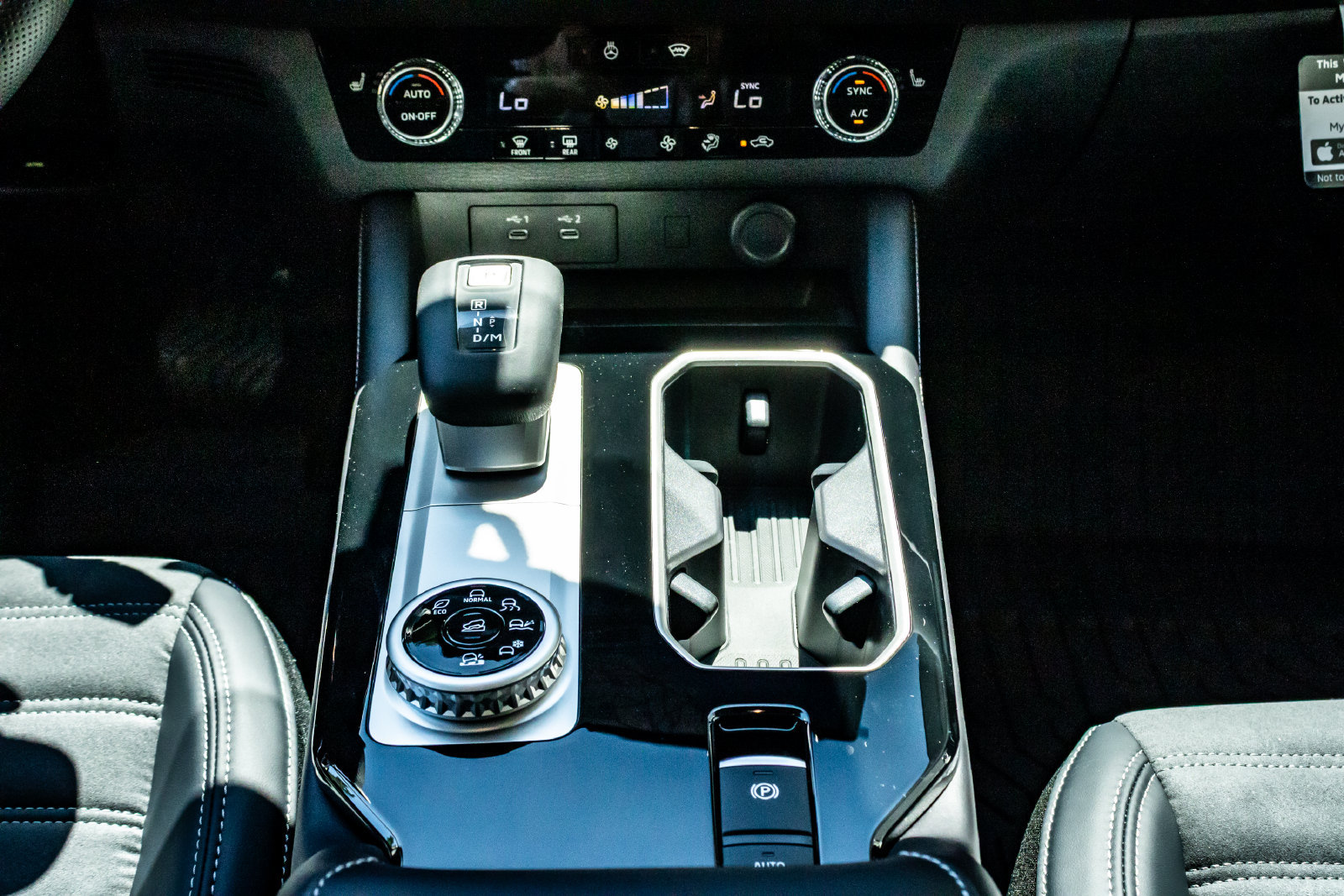 New 2026 Mitsubishi Outlander SE AWD/4WD image 19