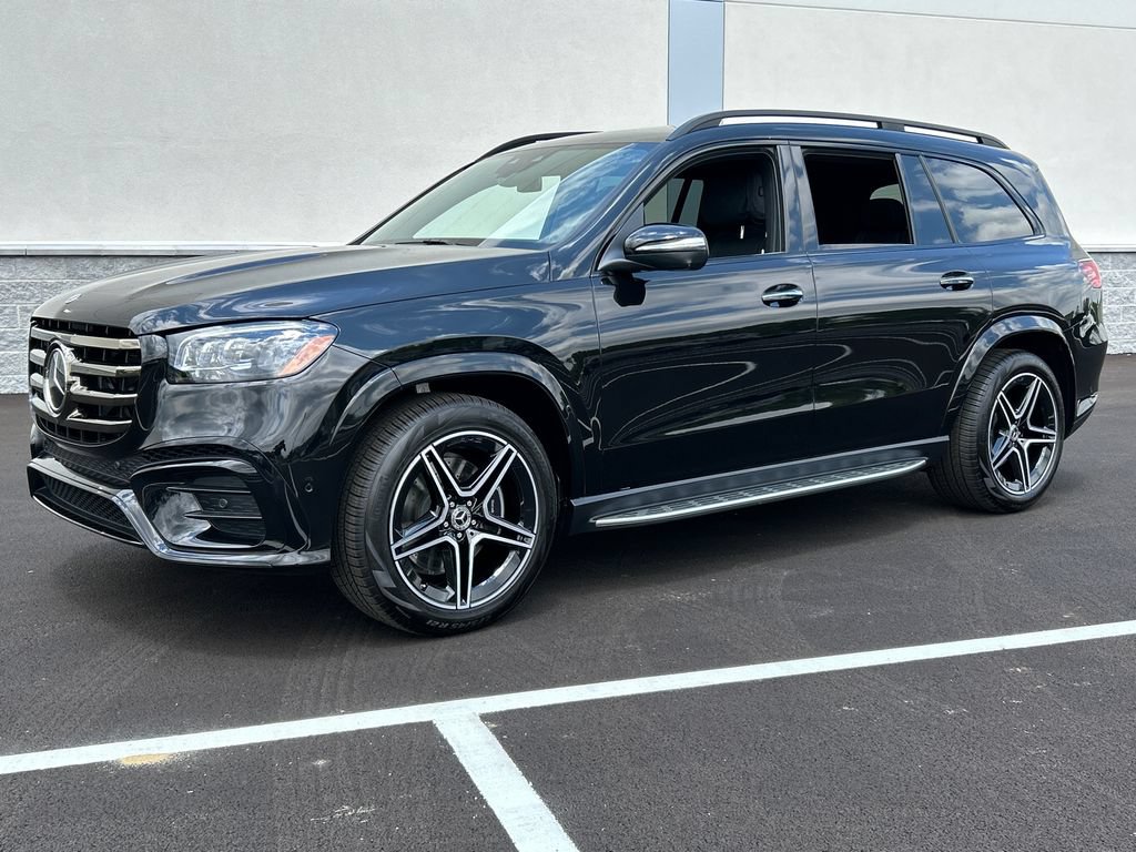 New 2026 Mercedes-Benz GLS 450 4MATIC image 1