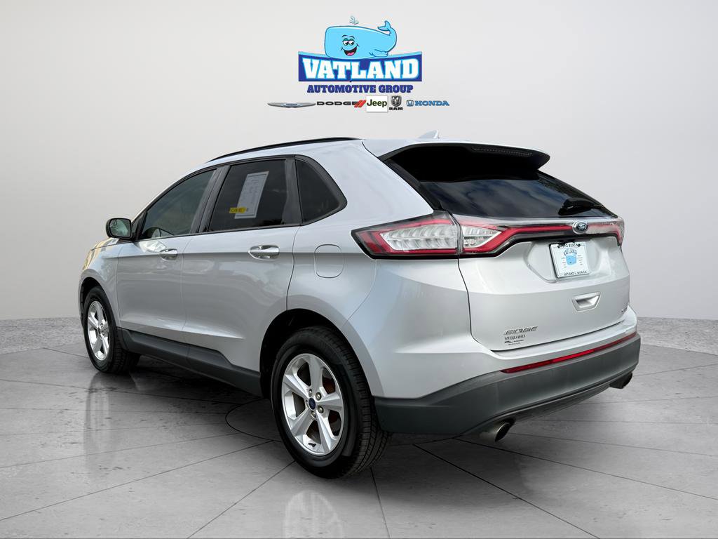 Used 2015 Ford Edge SE image 3