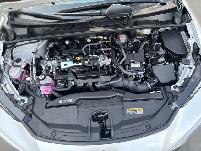 Used 2025 Toyota Prius LE FWD image 33