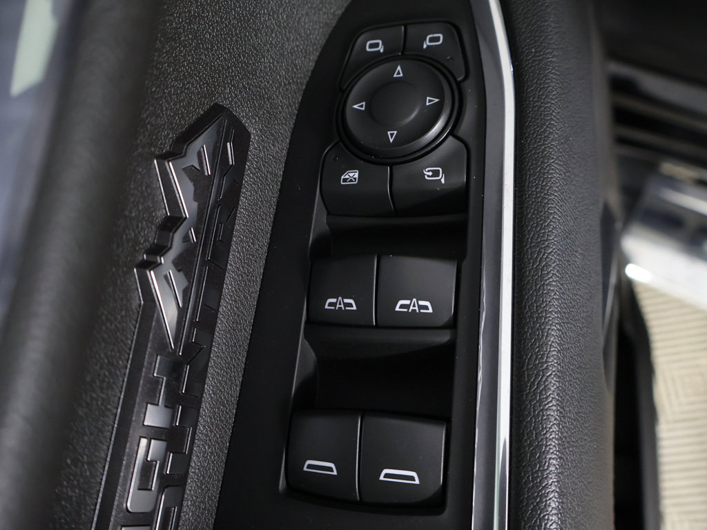 Used 2024 Chevrolet Silverado 1500 High Country w/ High Country Premium Package AWD/4WD image 38