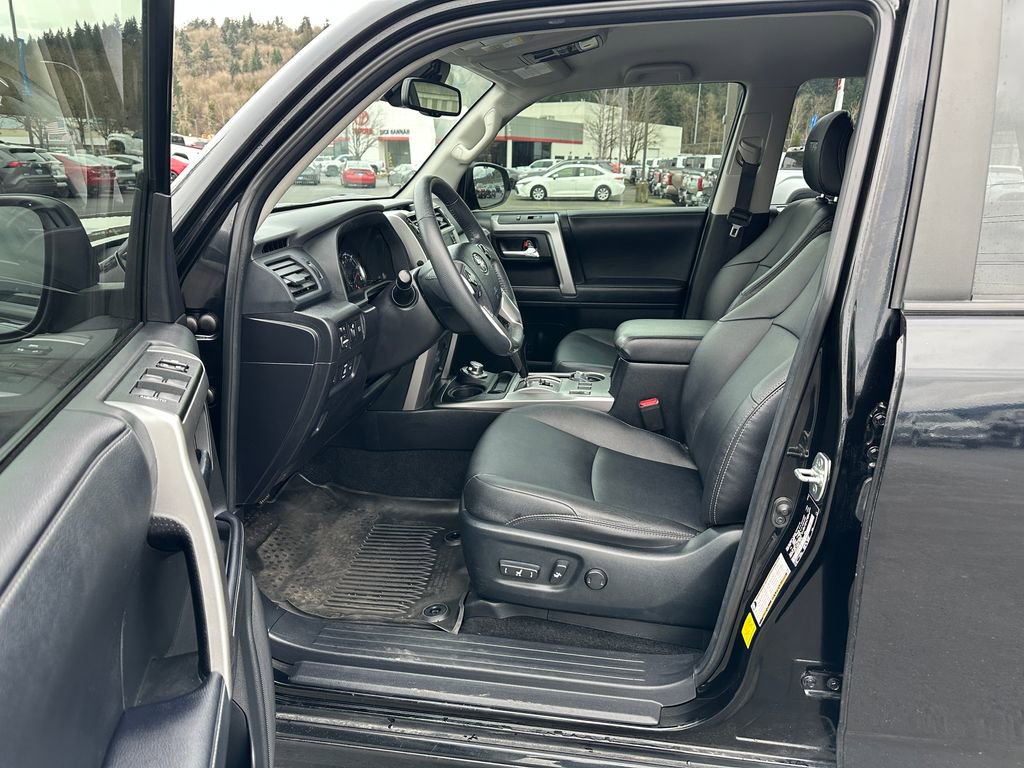 Used 2023 Toyota 4Runner TRD Sport w/ Technology Package image 13