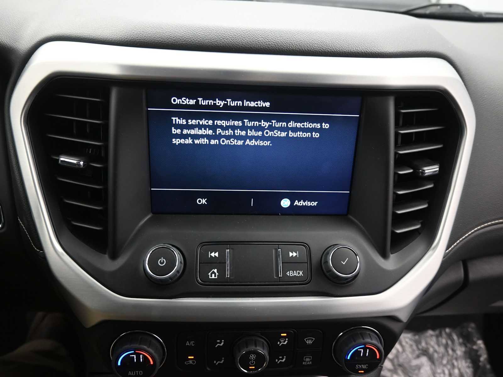 Used 2023 GMC Acadia SLE image 19