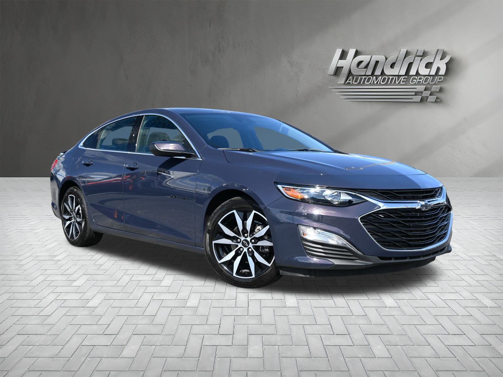 Used 2025 Chevrolet Malibu RS image 2