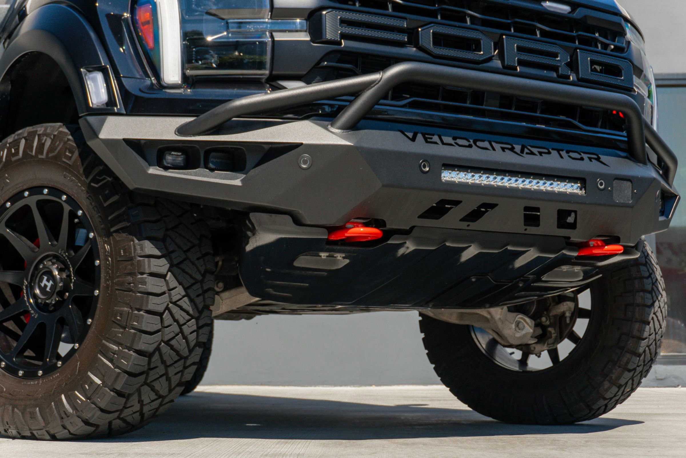 Used 2025 Ford F150 Raptor w/ Equipment Group 803A Raptor R image 36