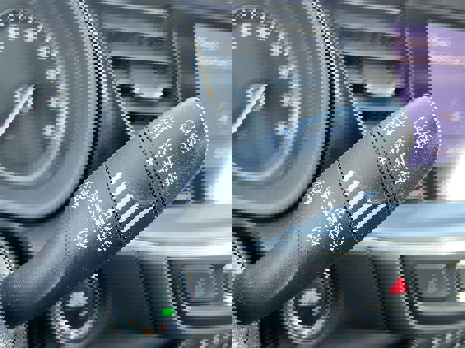 Used 2018 Buick Regal Preferred w/ Sights and Sounds Package image 25