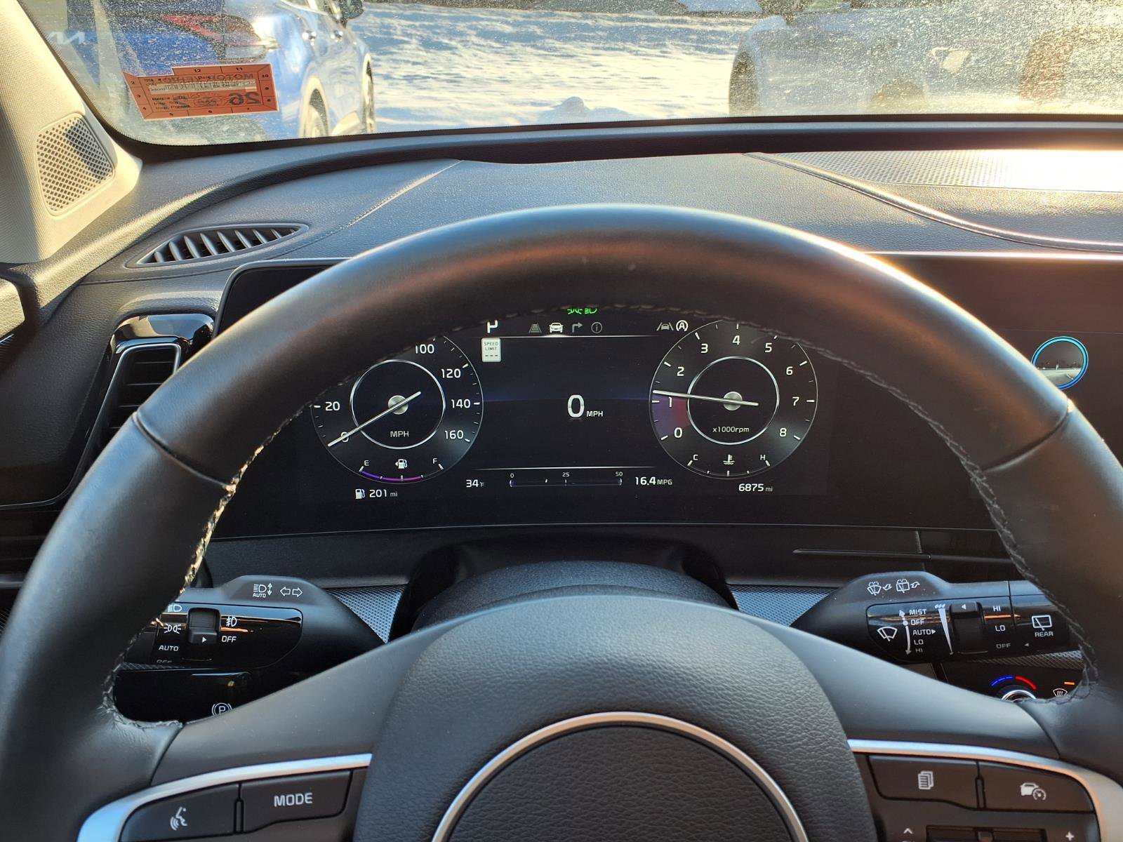 Certified 2025 Kia Sportage SX AWD/4WD image 9