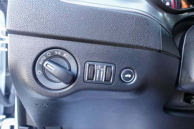 Used 2023 Dodge Charger R/T w/ Performance Handling Group image 16