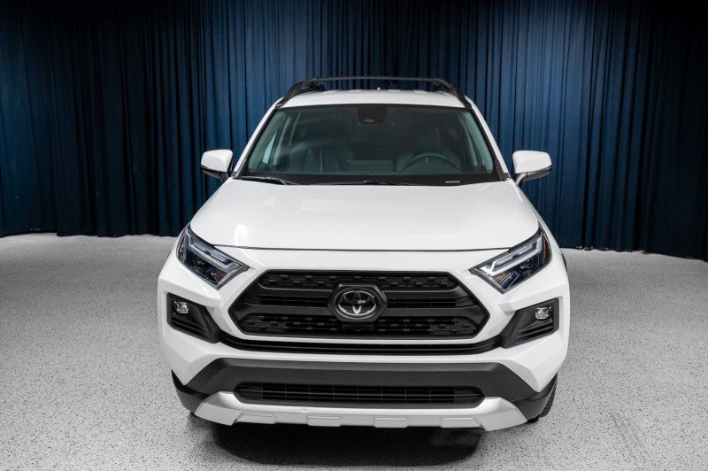 Used 2024 Toyota RAV4 Adventure AWD/4WD image 2