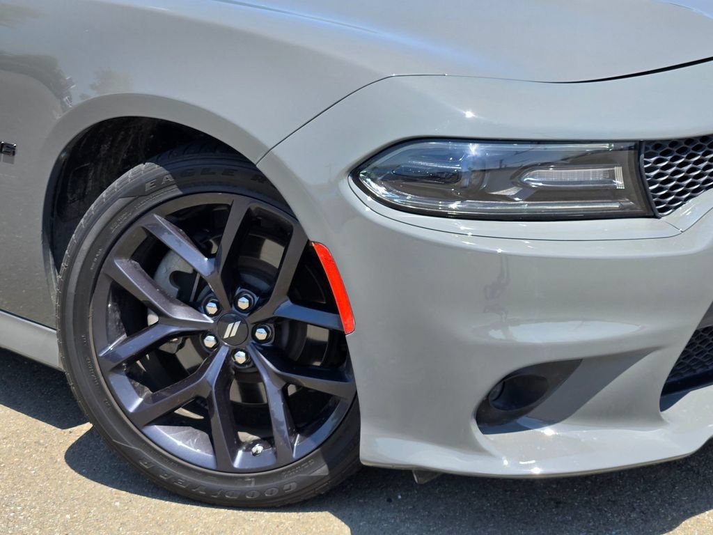 Used 2023 Dodge Charger R/T w/ Plus Group RWD image 9