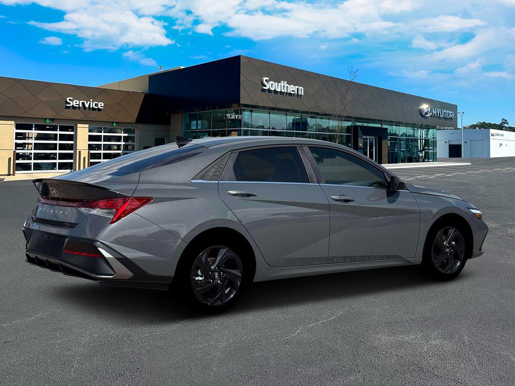 New 2026 Hyundai Elantra SEL Sport image 9