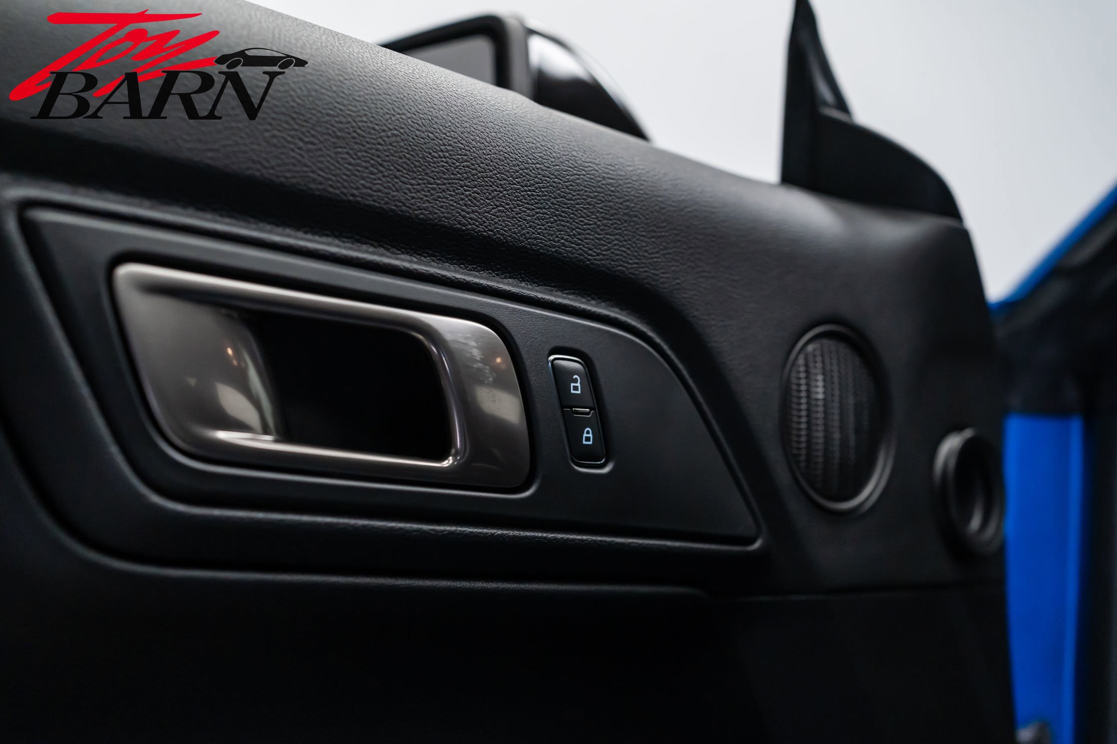 Used 2020 Ford Mustang Shelby GT500 w/ Carbon Fiber Track Pack image 23