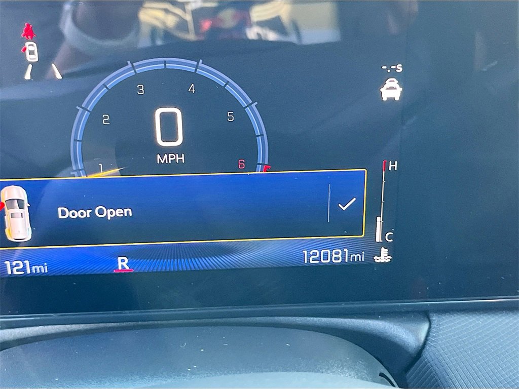 Used 2024 Chevrolet TrailBlazer ACTIV w/ Convenience Package image 12