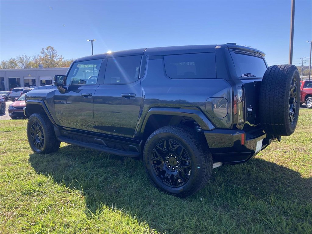 New 2026 GMC Hummer EV SUV w/ LPO, Dark Essentials Package image 6