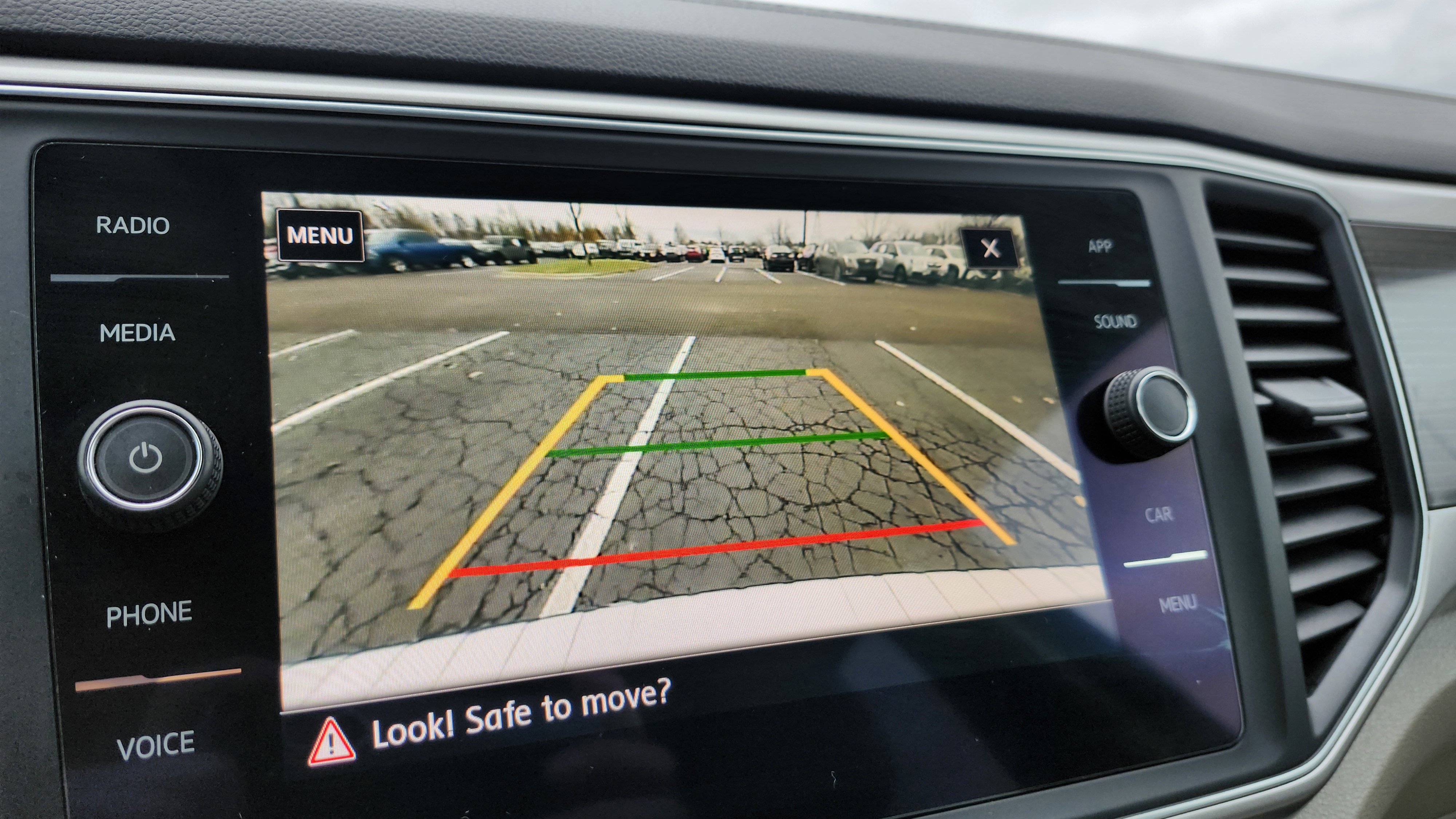 Used 2018 Volkswagen Atlas SE image 26