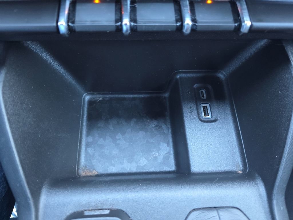 Used 2023 Chevrolet Colorado W/T image 22